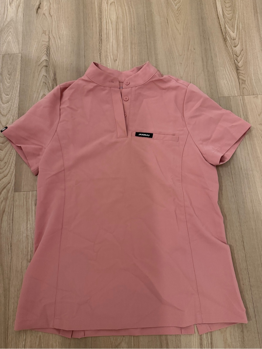 Jaanuu pink scrub set